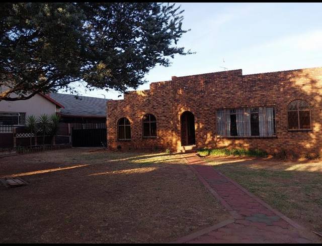 4 BEDROOM PROPERTY TO RENT IN WITFIELD